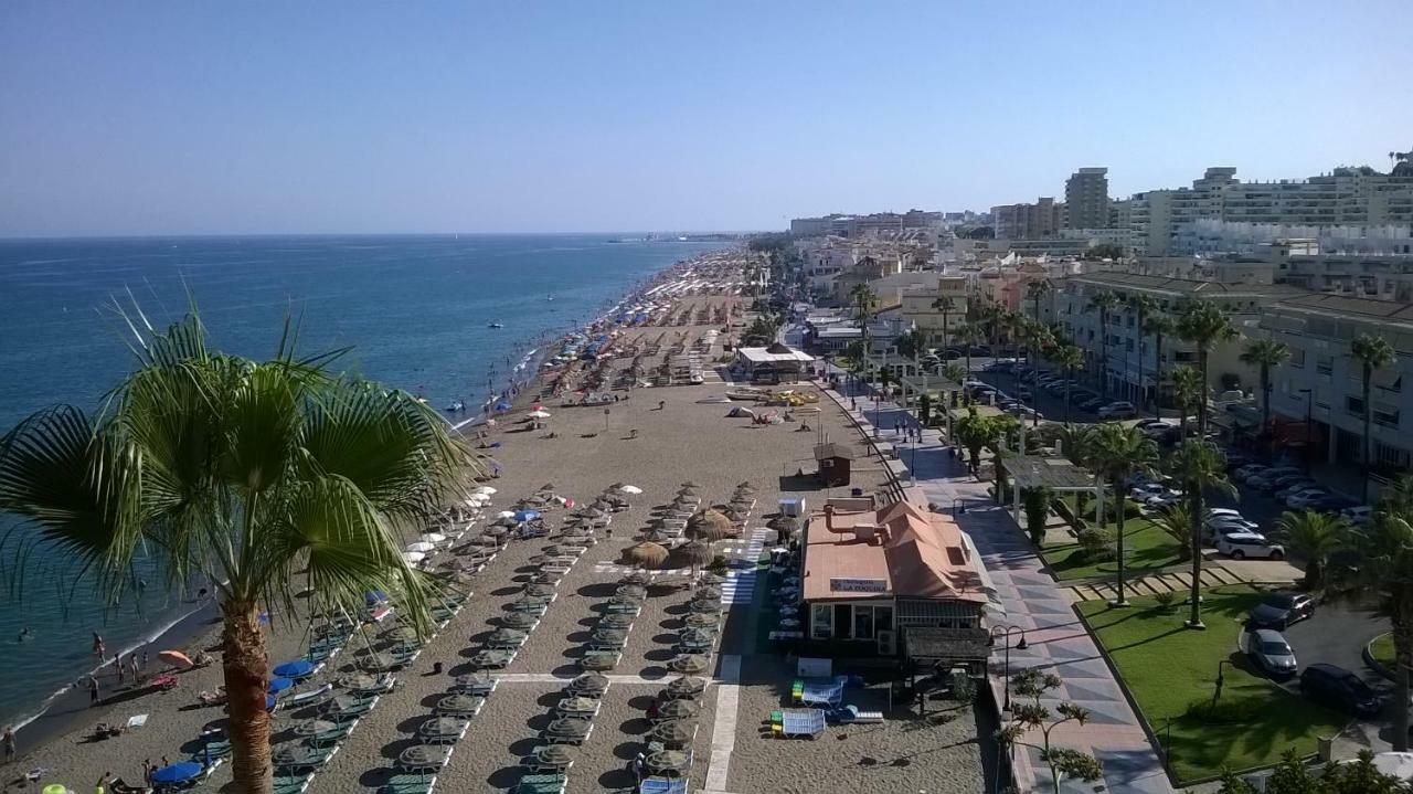 Sea Front Studio With Spacious Balcony Santa Clara Torremolinos Eksteriør billede