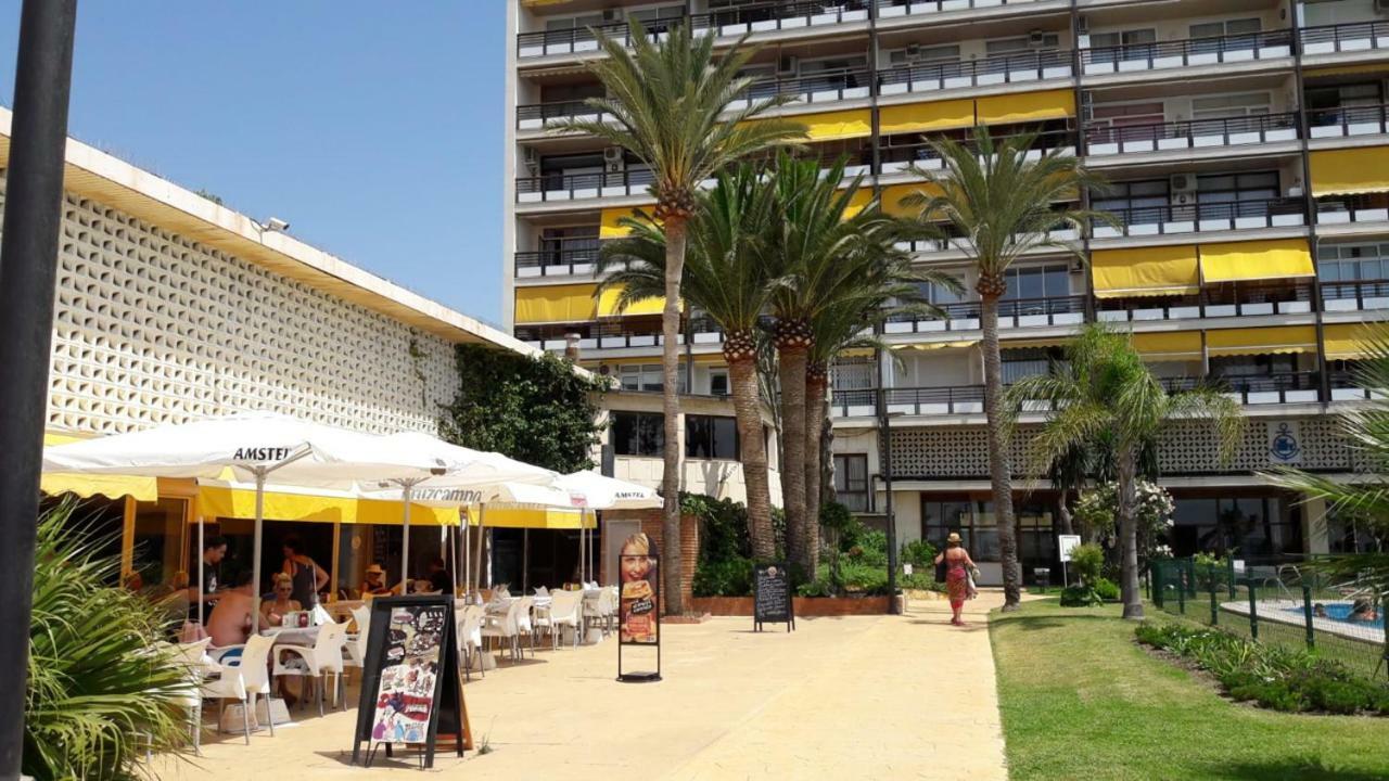 Sea Front Studio With Spacious Balcony Santa Clara Torremolinos Eksteriør billede